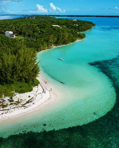 While the north chills, the southern hemisphere heats up.
From heli-fishing and river floats in Chi